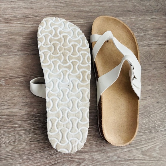 Casual White Slip On Sandals Size 11 - Picture 4 of 5